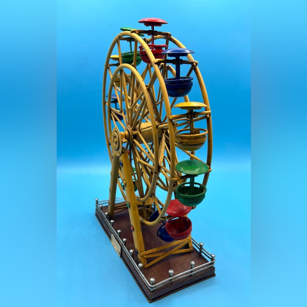 Retro Handmade Ferris Wheelr Metal Model Ornaments Home Decor - Picture 3 of 4